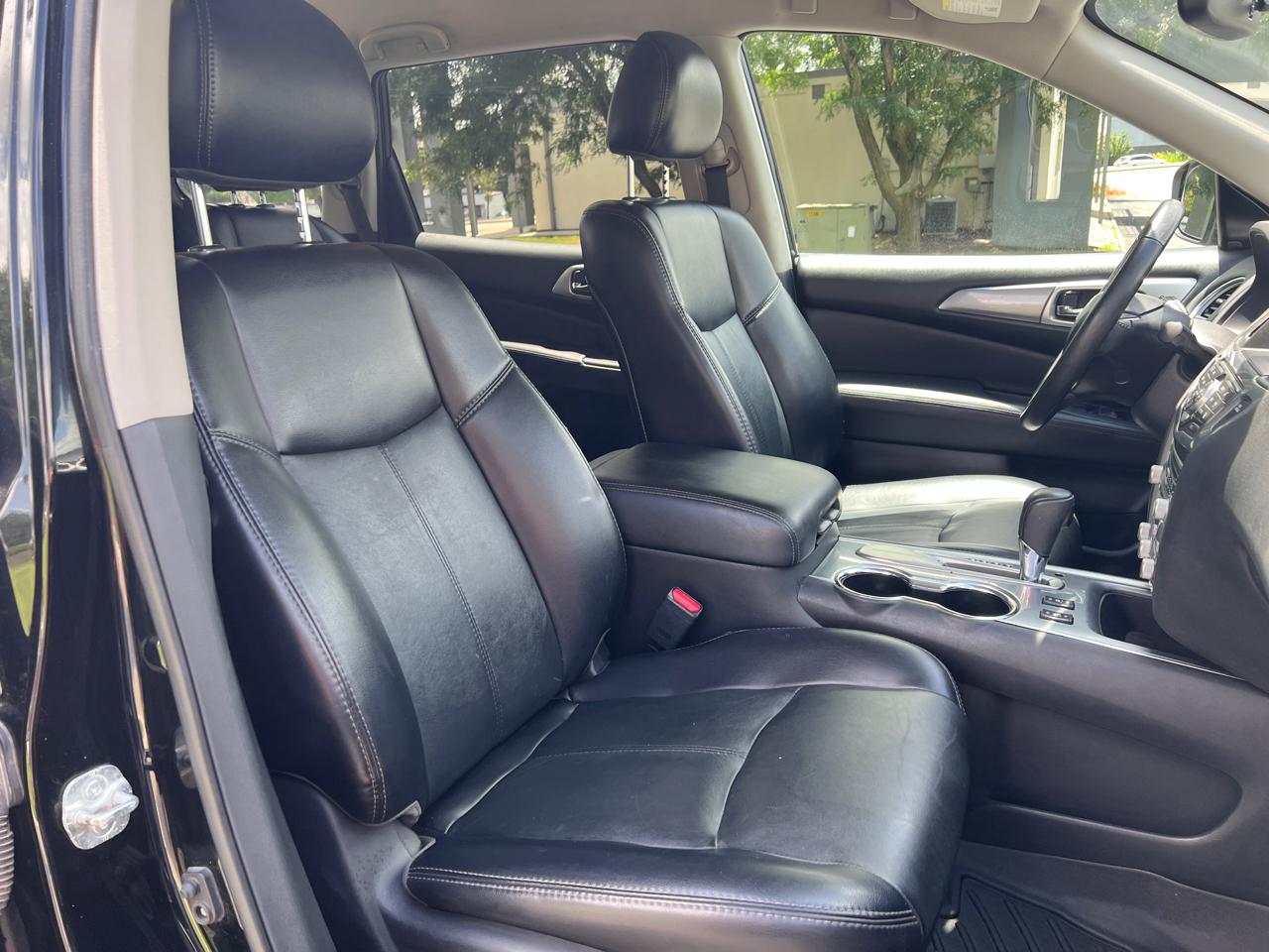 Nissan Pathfinder FWD SL 2019