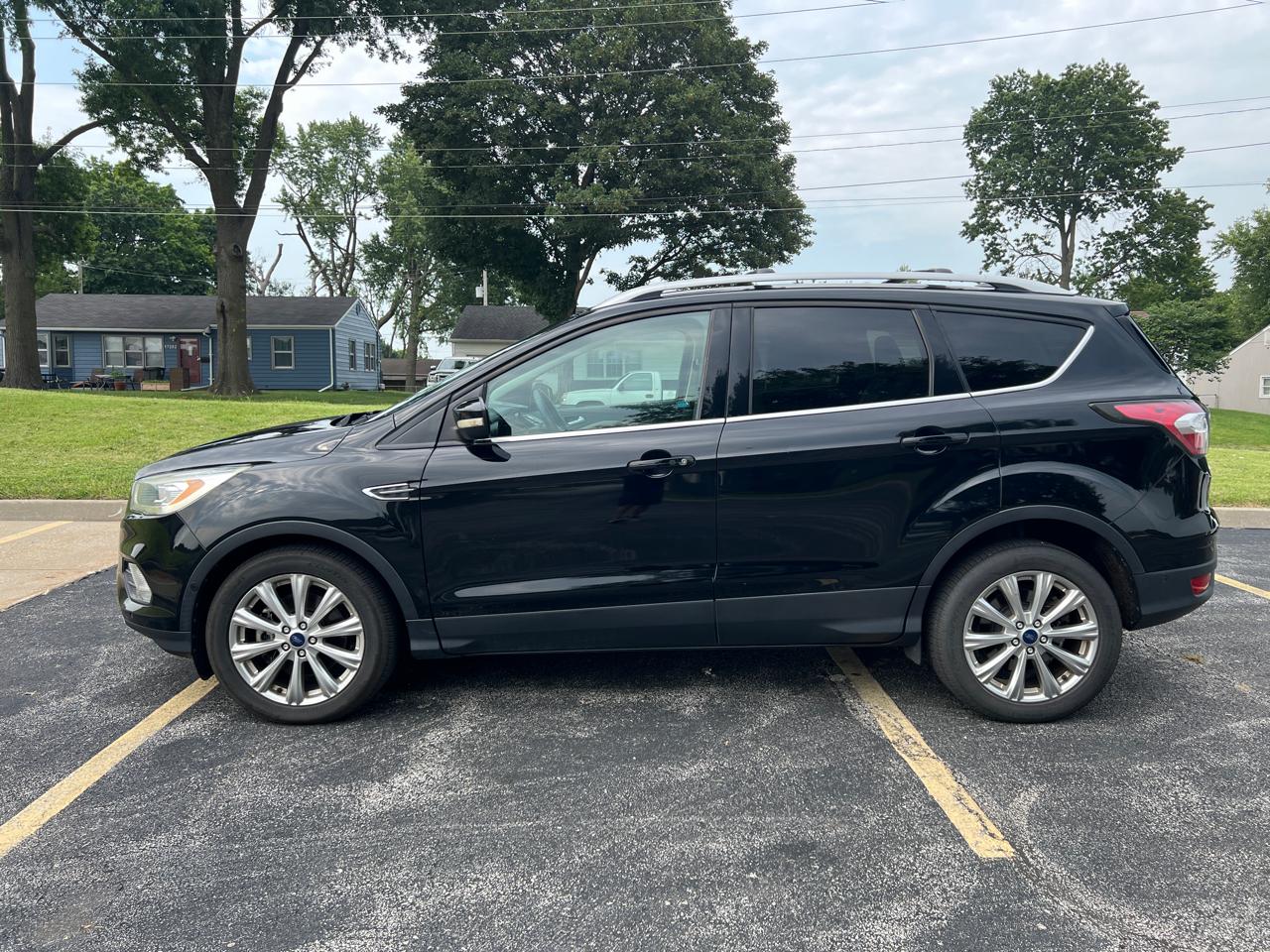 Ford Escape Titanium FWD 2017