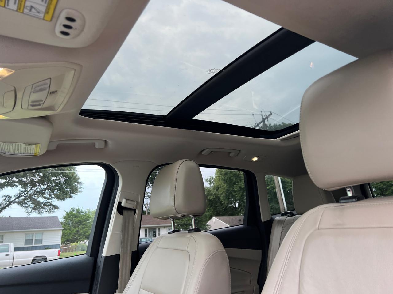 Ford Escape Titanium FWD 2017