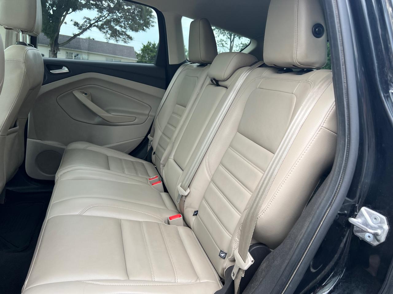 Ford Escape Titanium FWD 2017