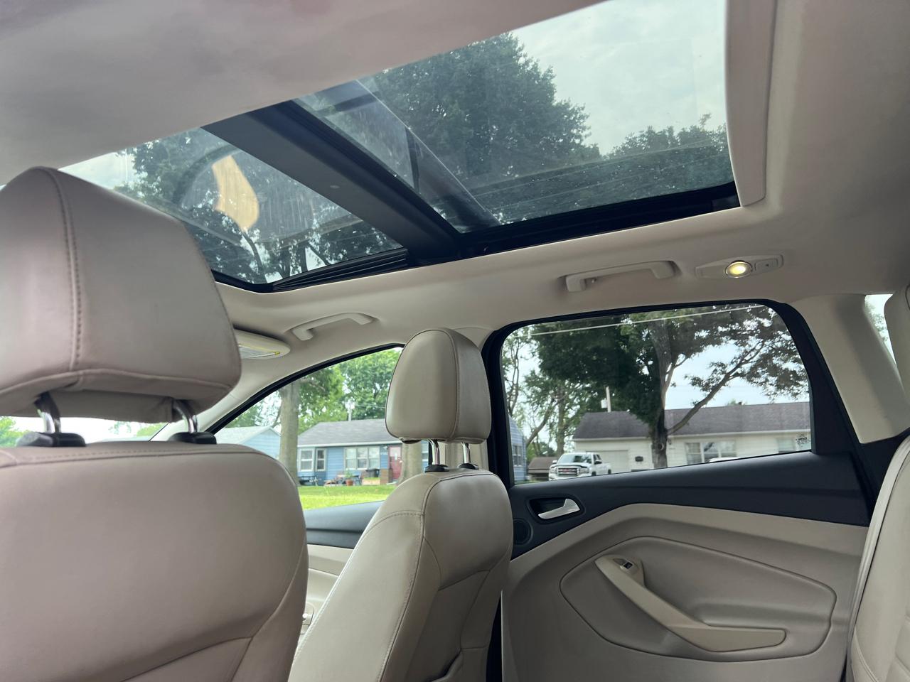 Ford Escape Titanium FWD 2017