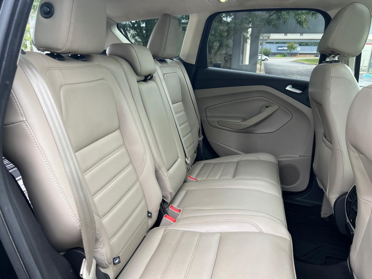 Ford Escape Titanium FWD 2017