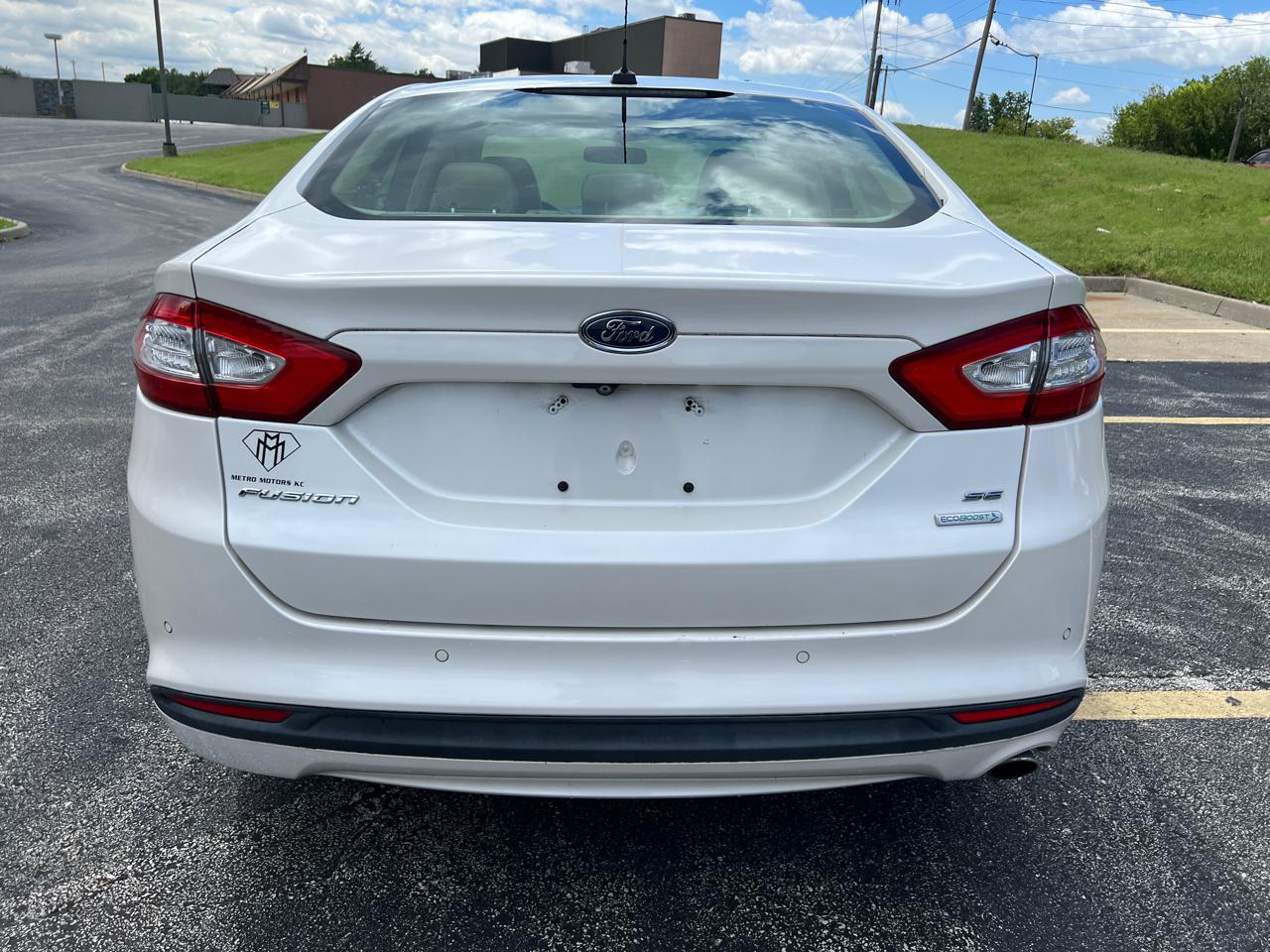Ford Fusion 4dr Sdn SE FWD 2015