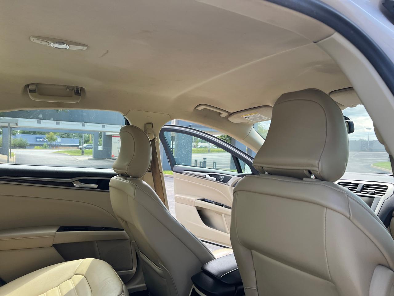 Ford Fusion 4dr Sdn SE FWD 2015