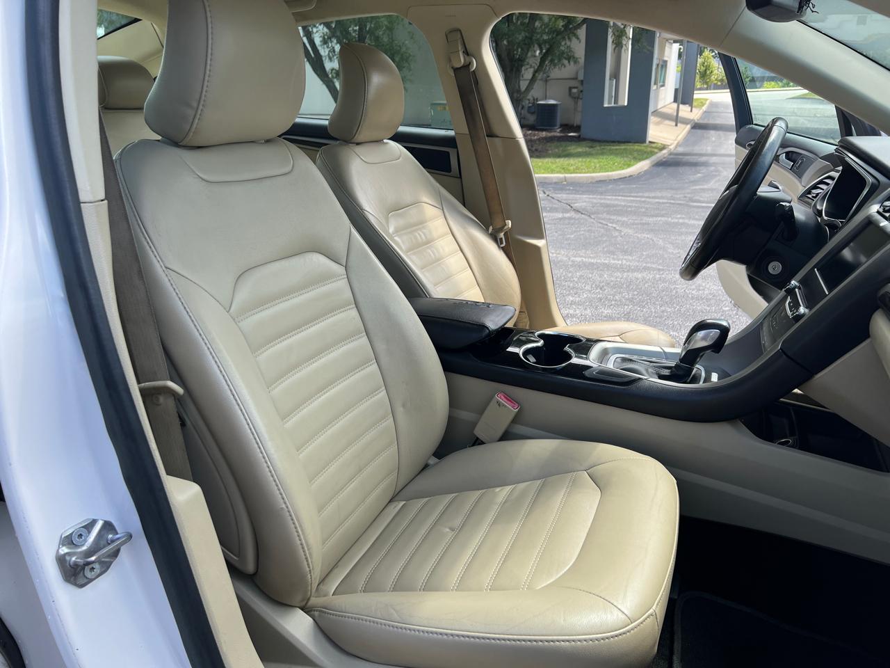 Ford Fusion 4dr Sdn SE FWD 2015