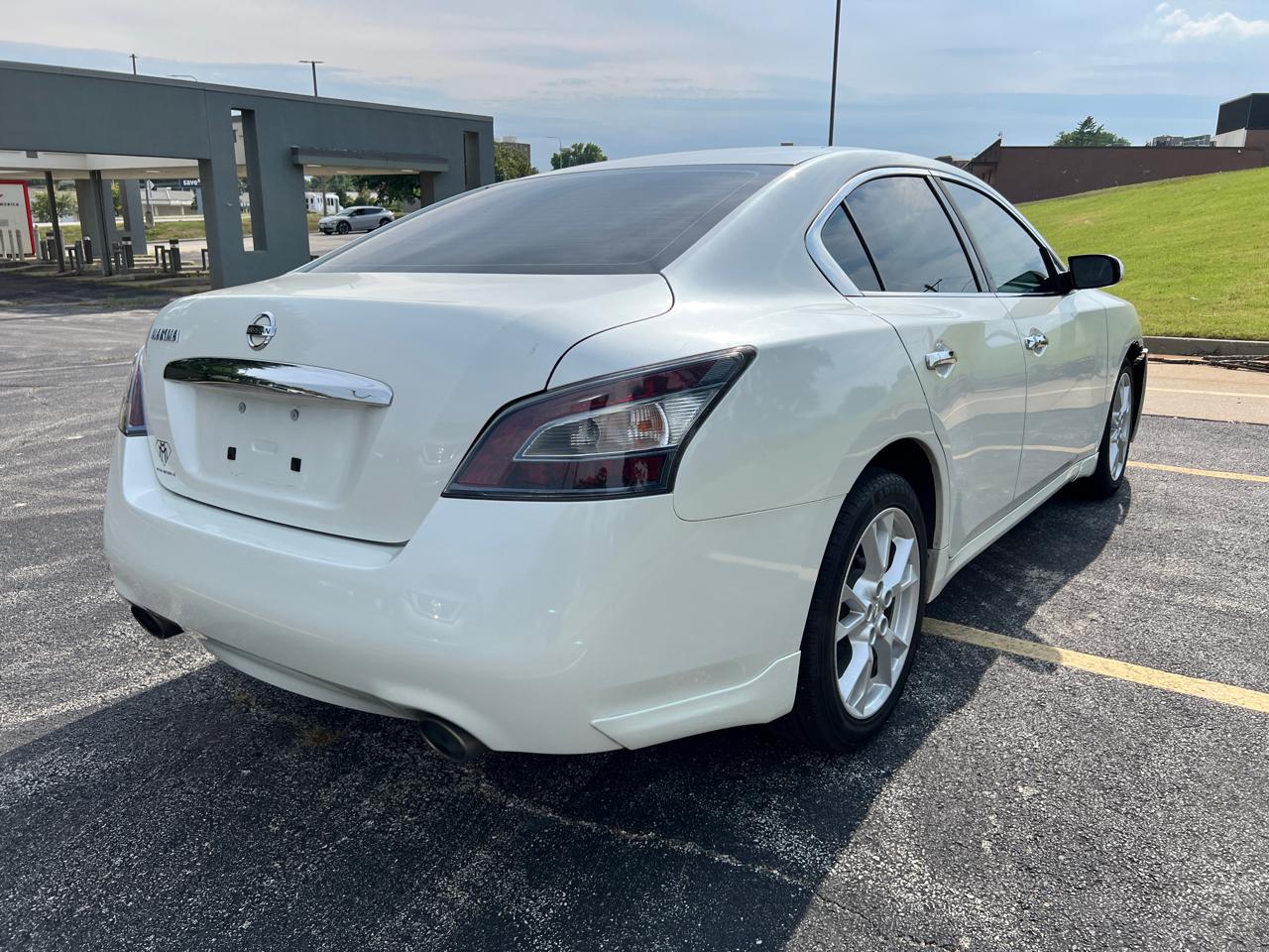 Nissan Maxima 4dr Sdn 3.5 S 2014