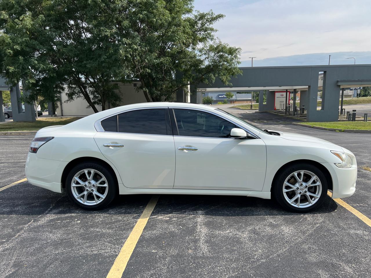 Nissan Maxima 4dr Sdn 3.5 S 2014
