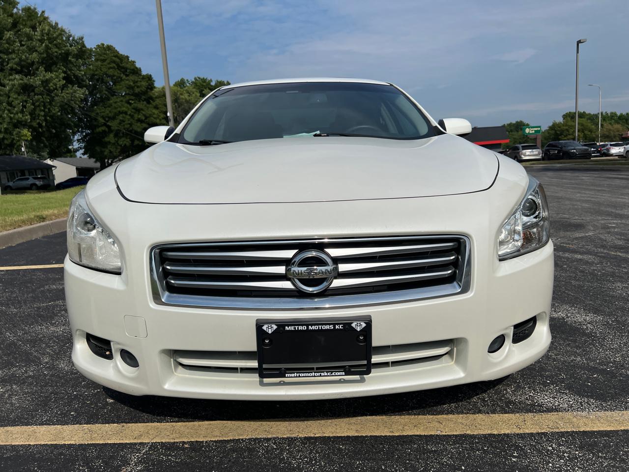 Nissan Maxima 4dr Sdn 3.5 S 2014