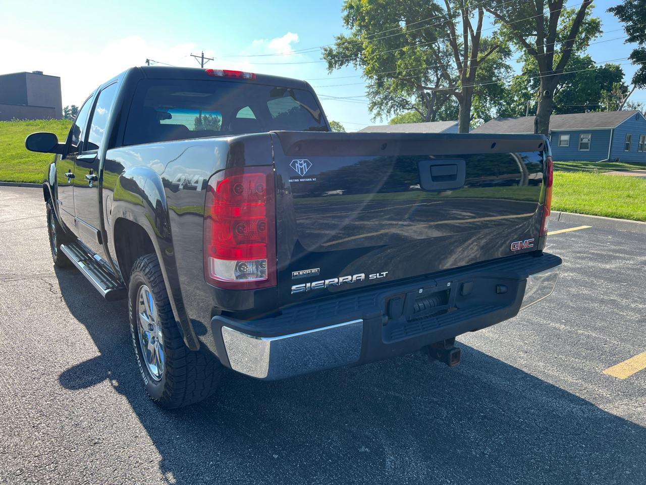 GMC Sierra 1500 4WD Crew Cab 143.5" SLT 2011