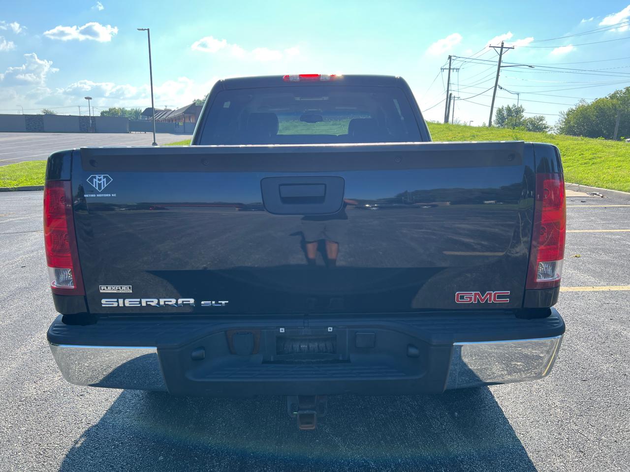 GMC Sierra 1500 4WD Crew Cab 143.5" SLT 2011