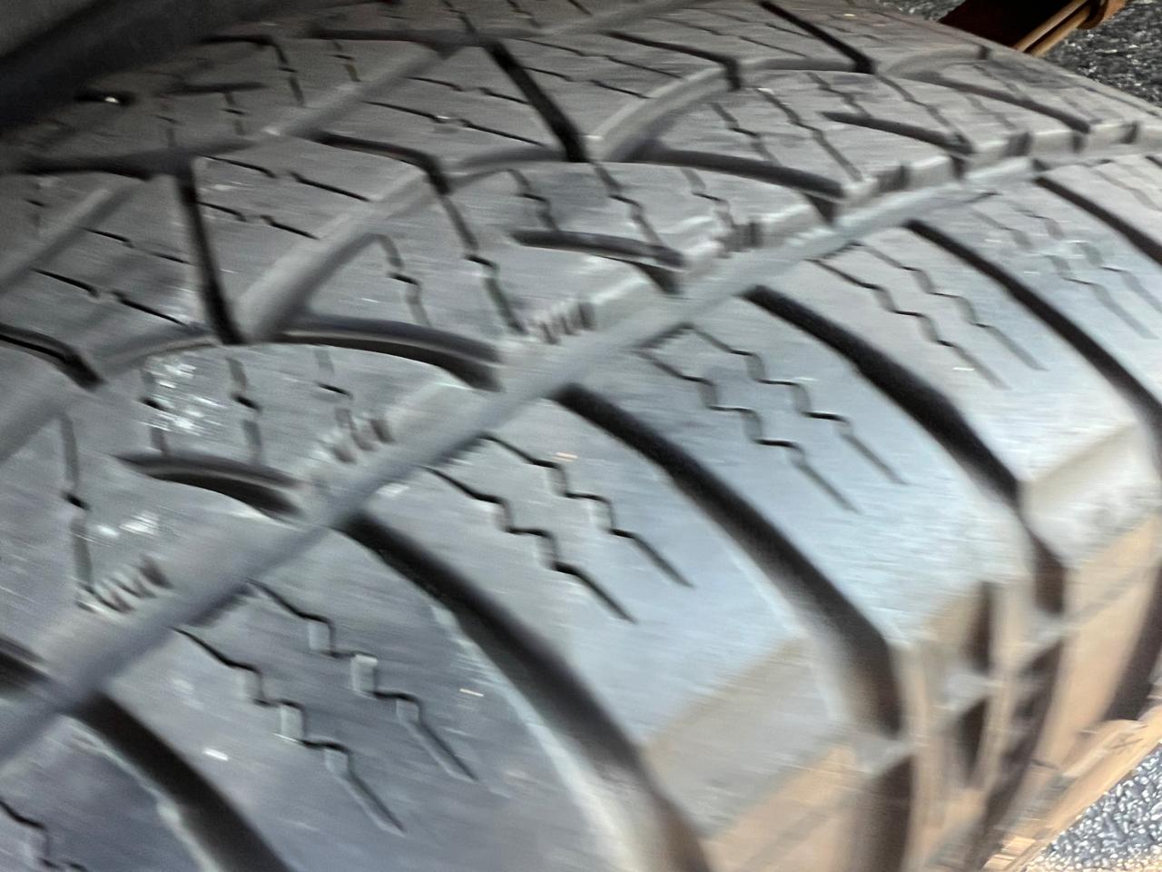 GMC Sierra 1500 4WD Crew Cab 143.5" SLT 2011