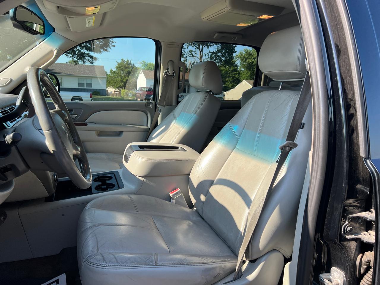 GMC Sierra 1500 4WD Crew Cab 143.5" SLT 2011