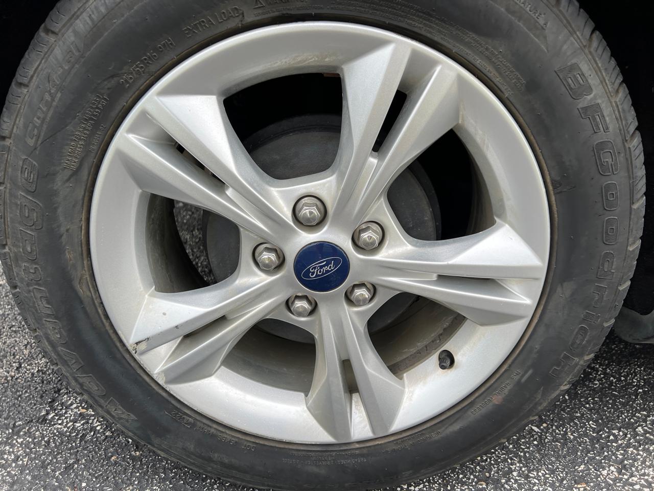Ford Focus 5dr HB SE 2014