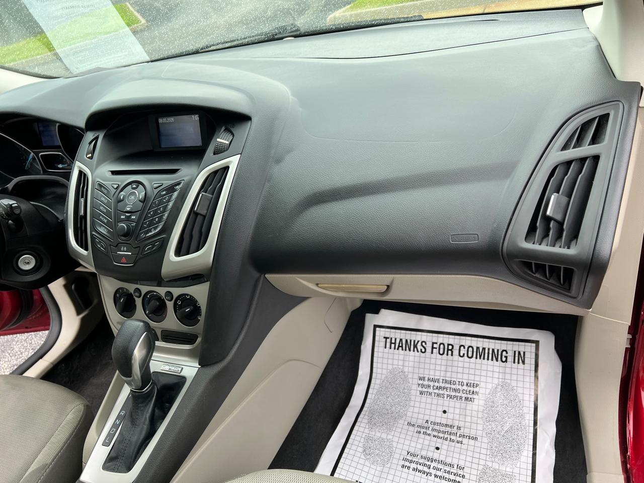 Ford Focus 5dr HB SE 2014