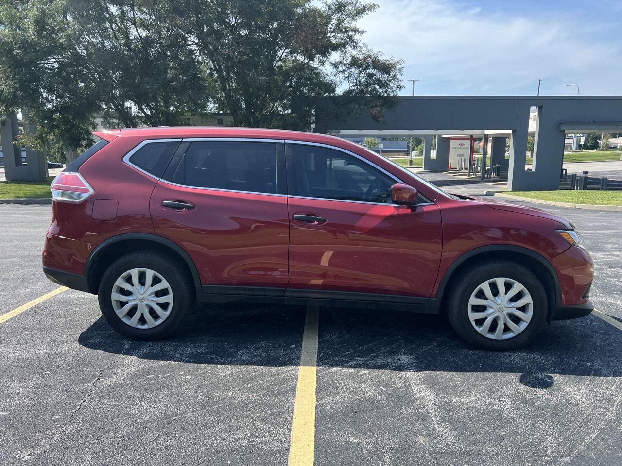 Nissan Rogue AWD 4dr SV 2016