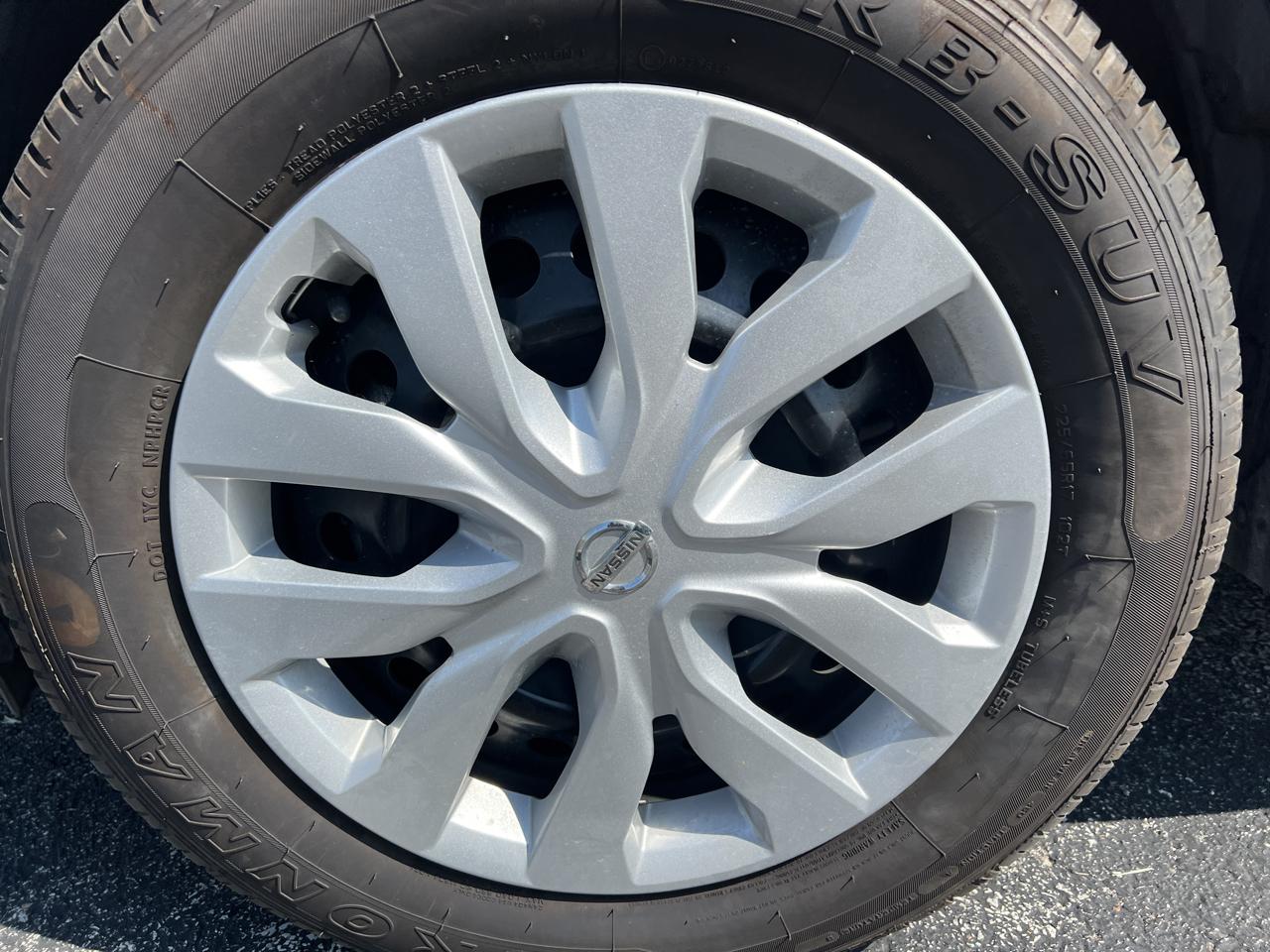 Nissan Rogue AWD 4dr SV 2016