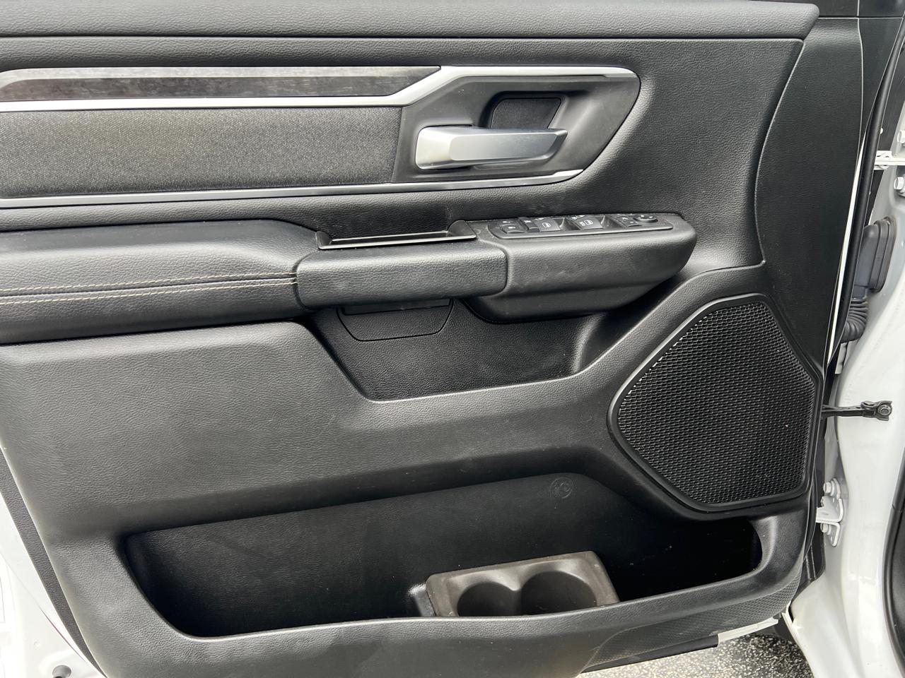 RAM 1500 Big Horn/Lone Star 4x4 Crew Cab 5'7" Box 2019