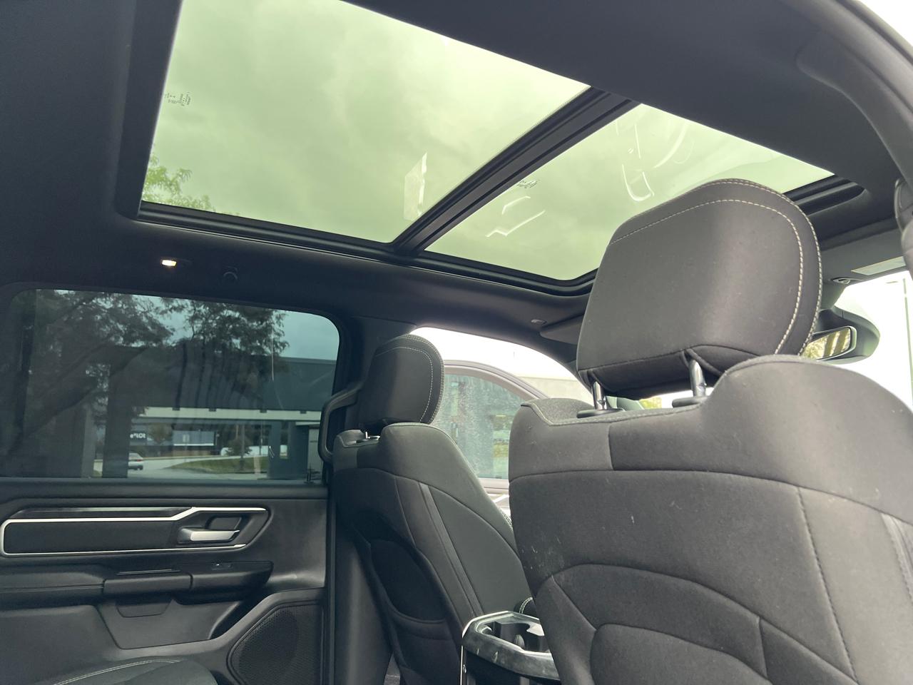 RAM 1500 Big Horn/Lone Star 4x4 Crew Cab 5'7" Box 2019