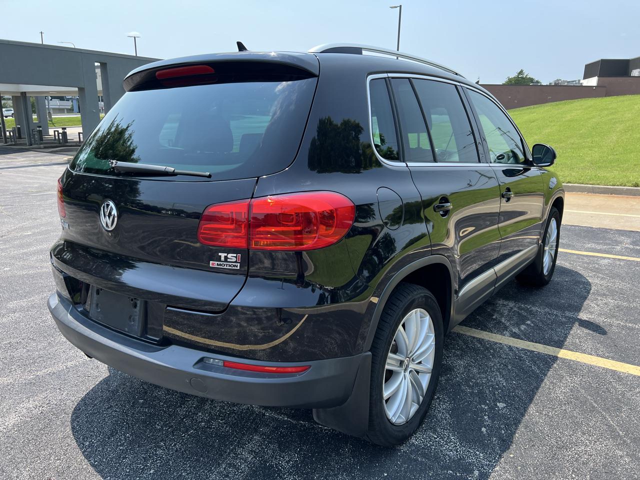 Volkswagen Tiguan 4MOTION 4dr Auto R-Line 2016