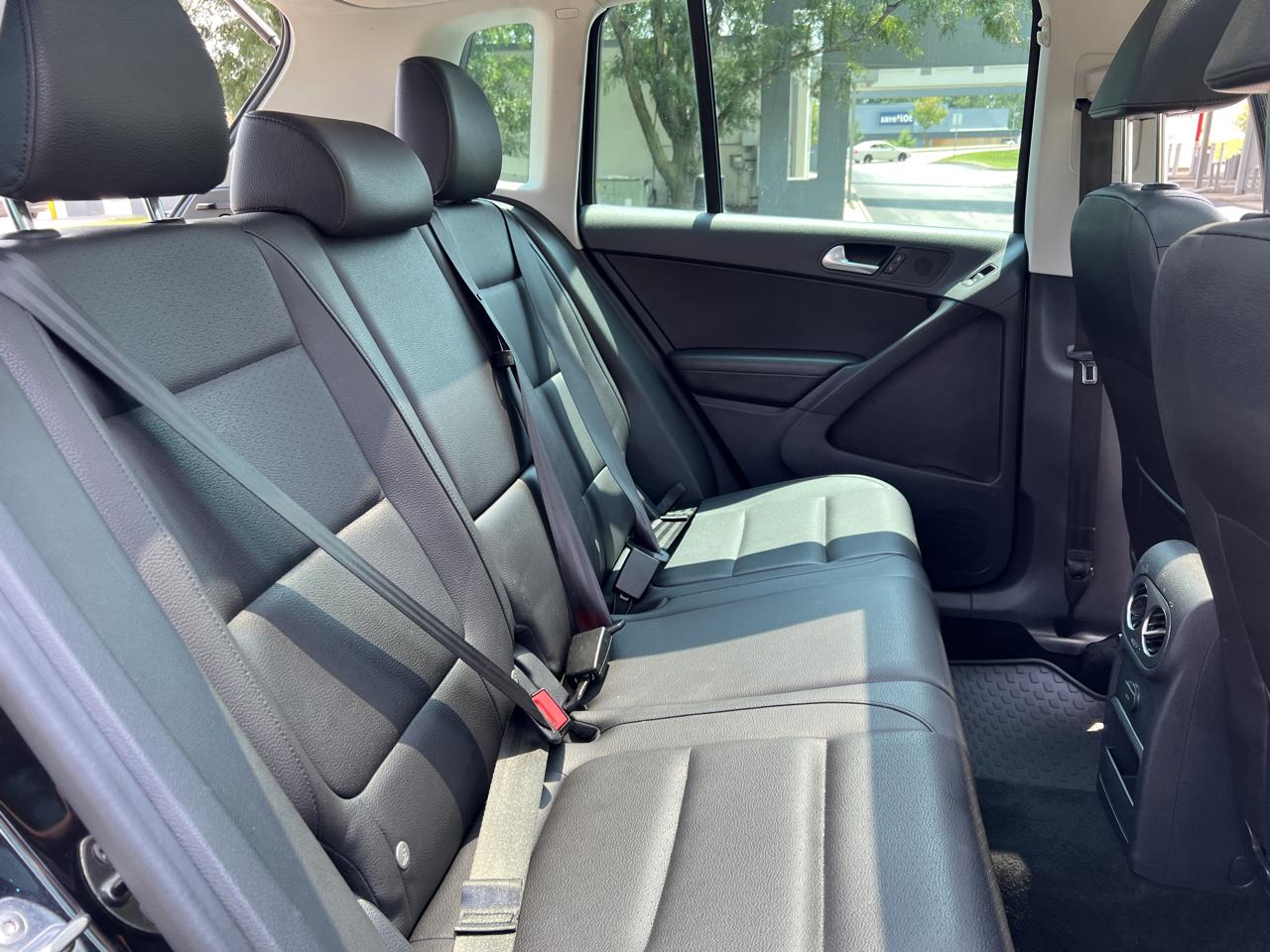 Volkswagen Tiguan 4MOTION 4dr Auto R-Line 2016