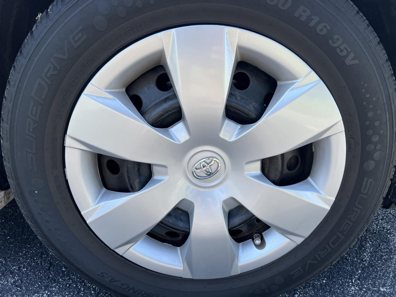 Toyota Camry 4dr Sdn I4 Auto (Natl) 2009