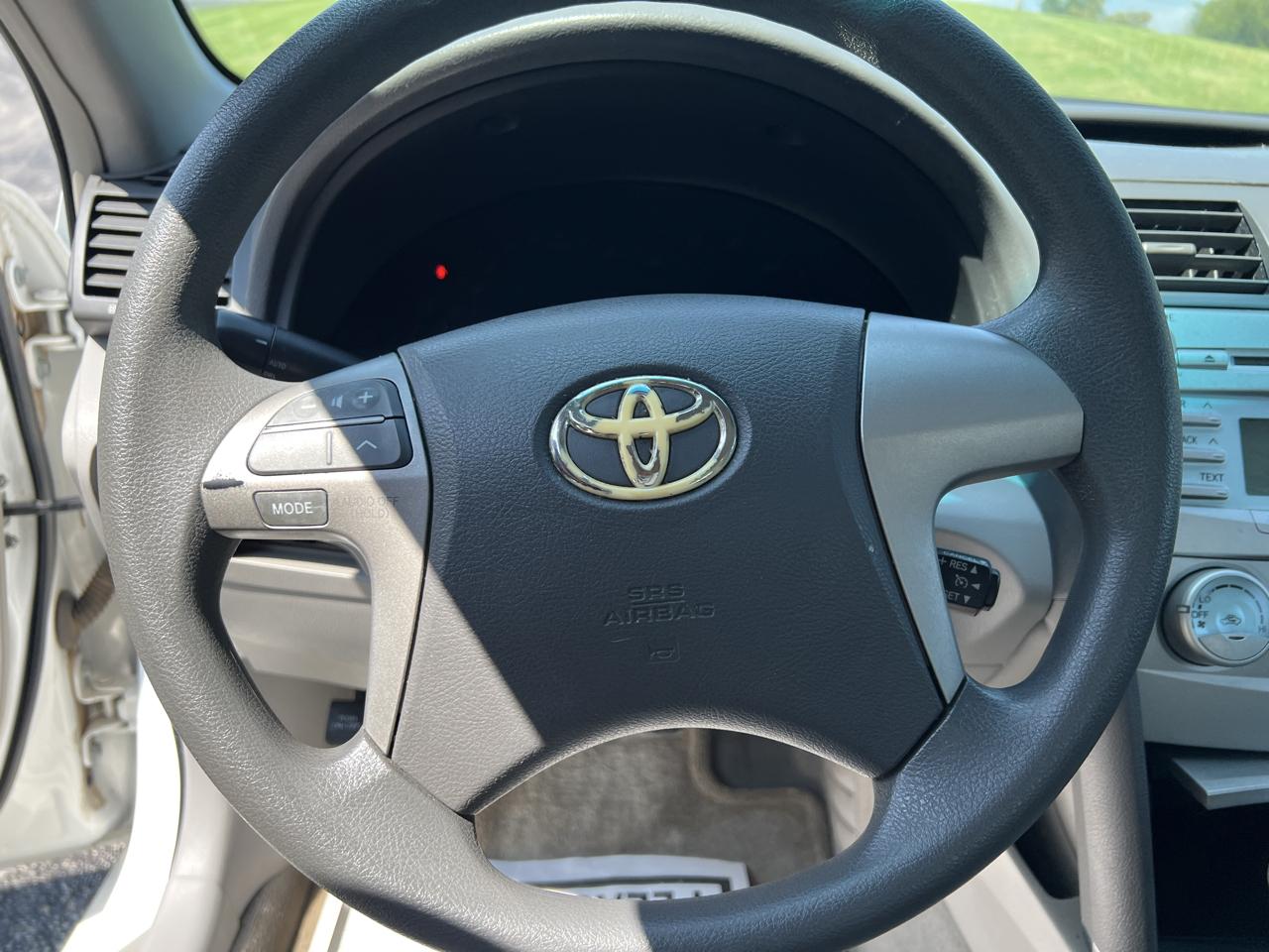 Toyota Camry 4dr Sdn I4 Auto (Natl) 2009