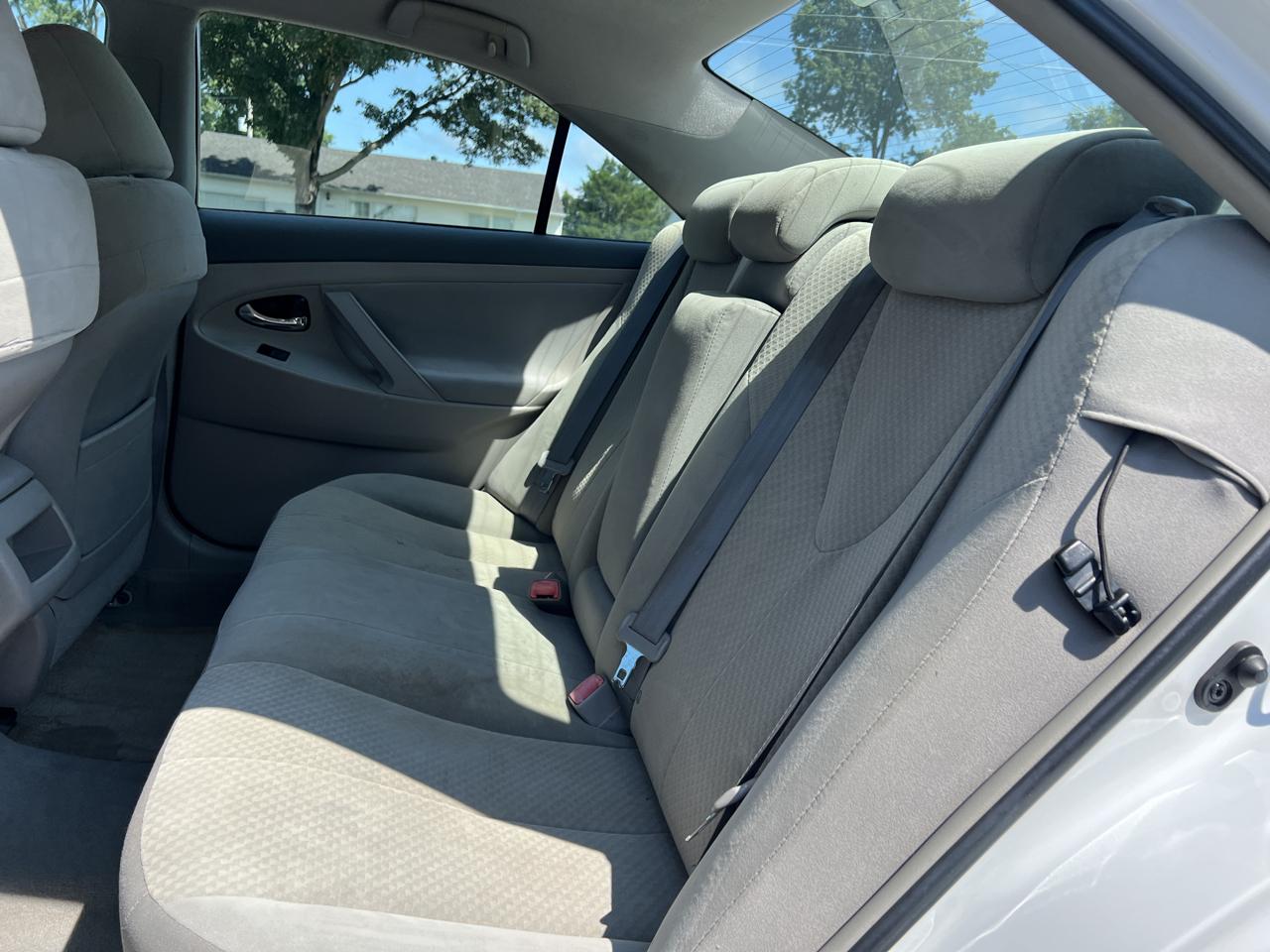 Toyota Camry 4dr Sdn I4 Auto (Natl) 2009