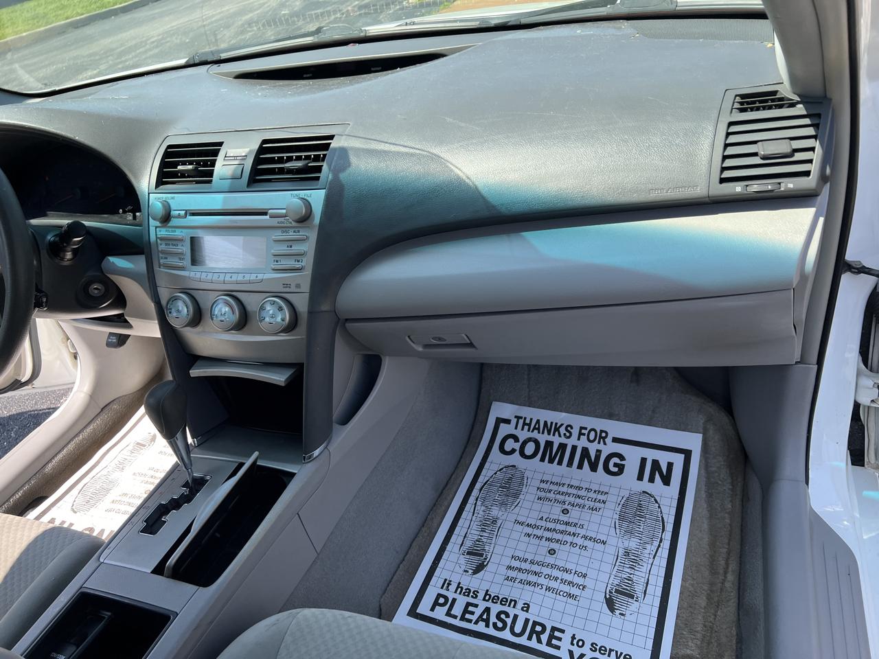 Toyota Camry 4dr Sdn I4 Auto (Natl) 2009