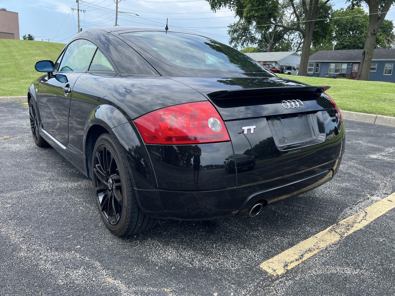 Audi TT 2dr Cpe Quattro 5-Spd w/ESP 2001