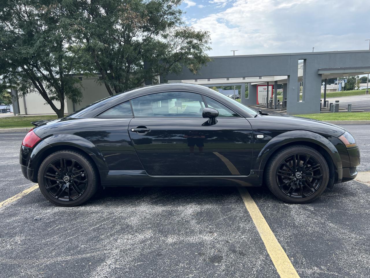 Audi TT 2dr Cpe Quattro 5-Spd w/ESP 2001
