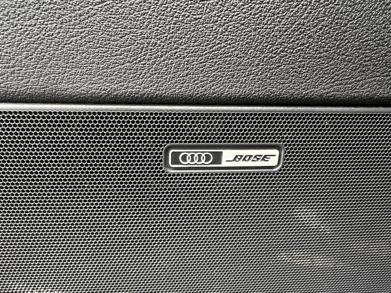 Audi TT 2dr Cpe Quattro 5-Spd w/ESP 2001