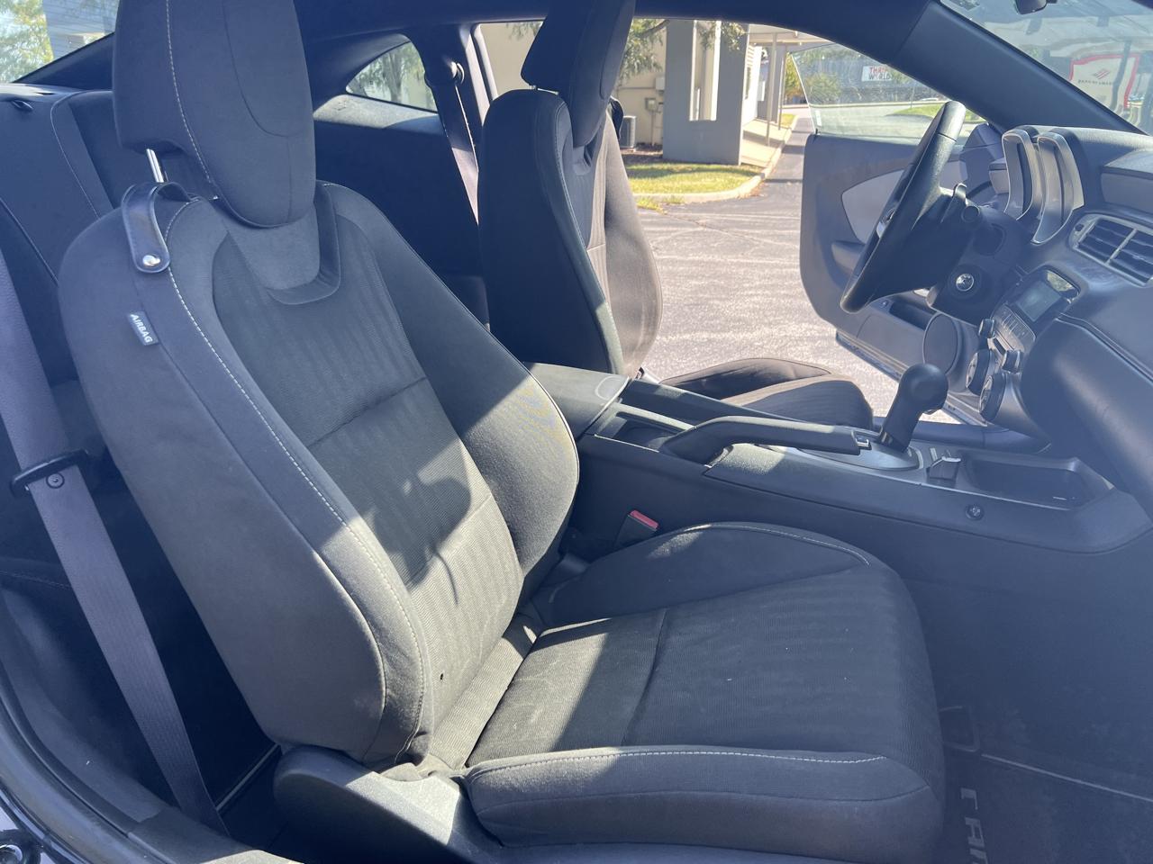 Chevrolet Camaro 2dr Cpe LS w/2LS 2013