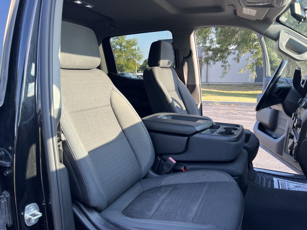 Chevrolet Silverado 1500 4WD Crew Cab 147" LT 2019