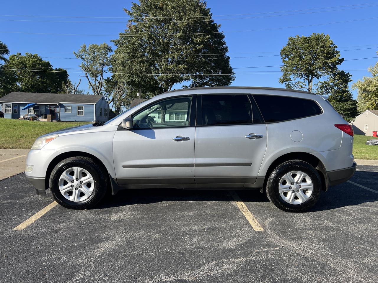 Chevrolet Traverse FWD 4dr LS 2012
