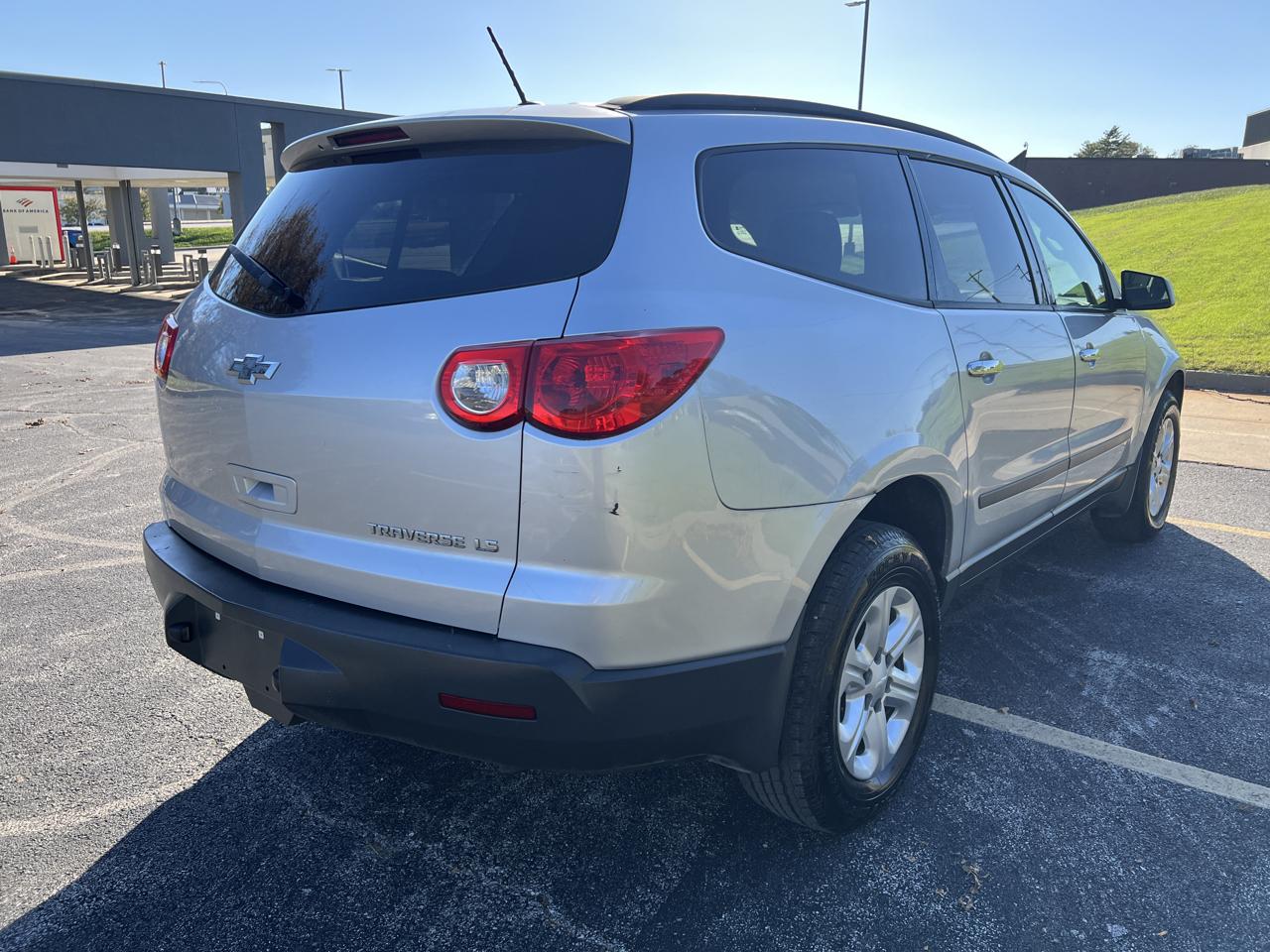 Chevrolet Traverse FWD 4dr LS 2012