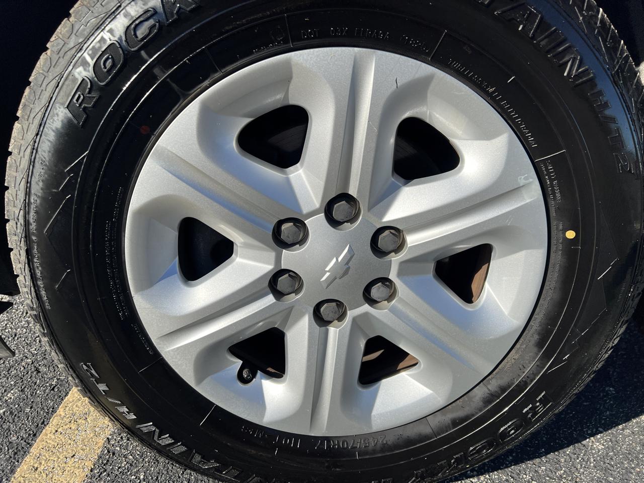 Chevrolet Traverse FWD 4dr LS 2012