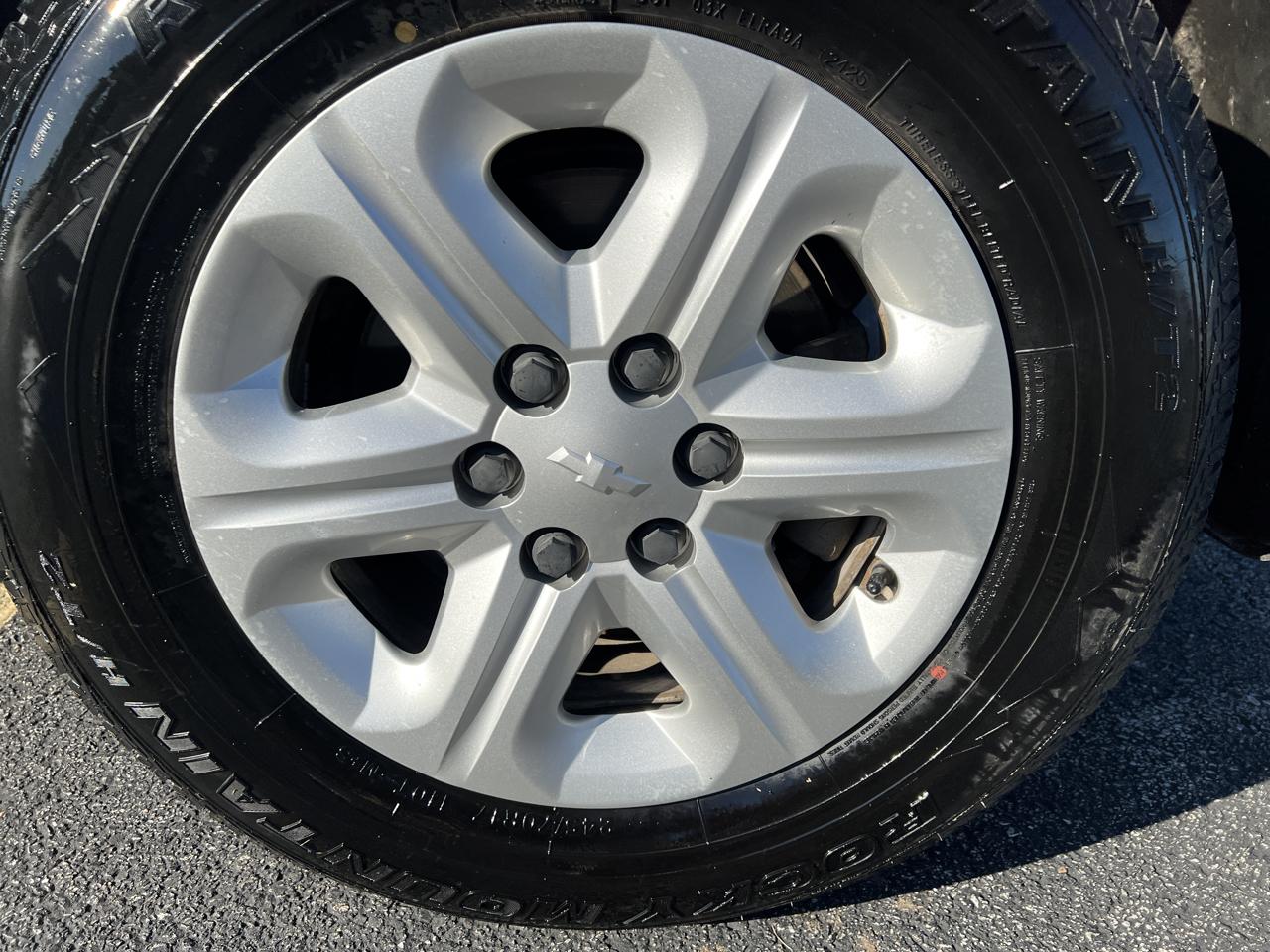 Chevrolet Traverse FWD 4dr LS 2012