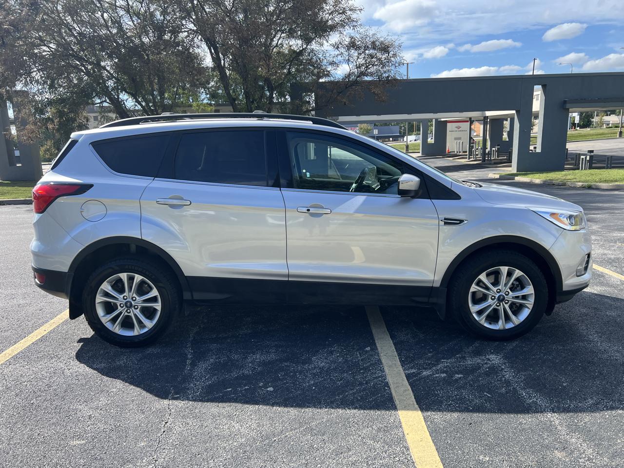 Ford Escape SEL 4WD 2019
