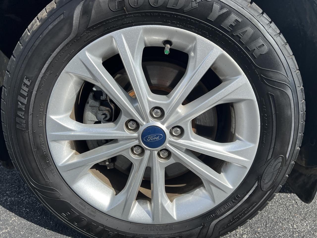 Ford Escape SEL 4WD 2019