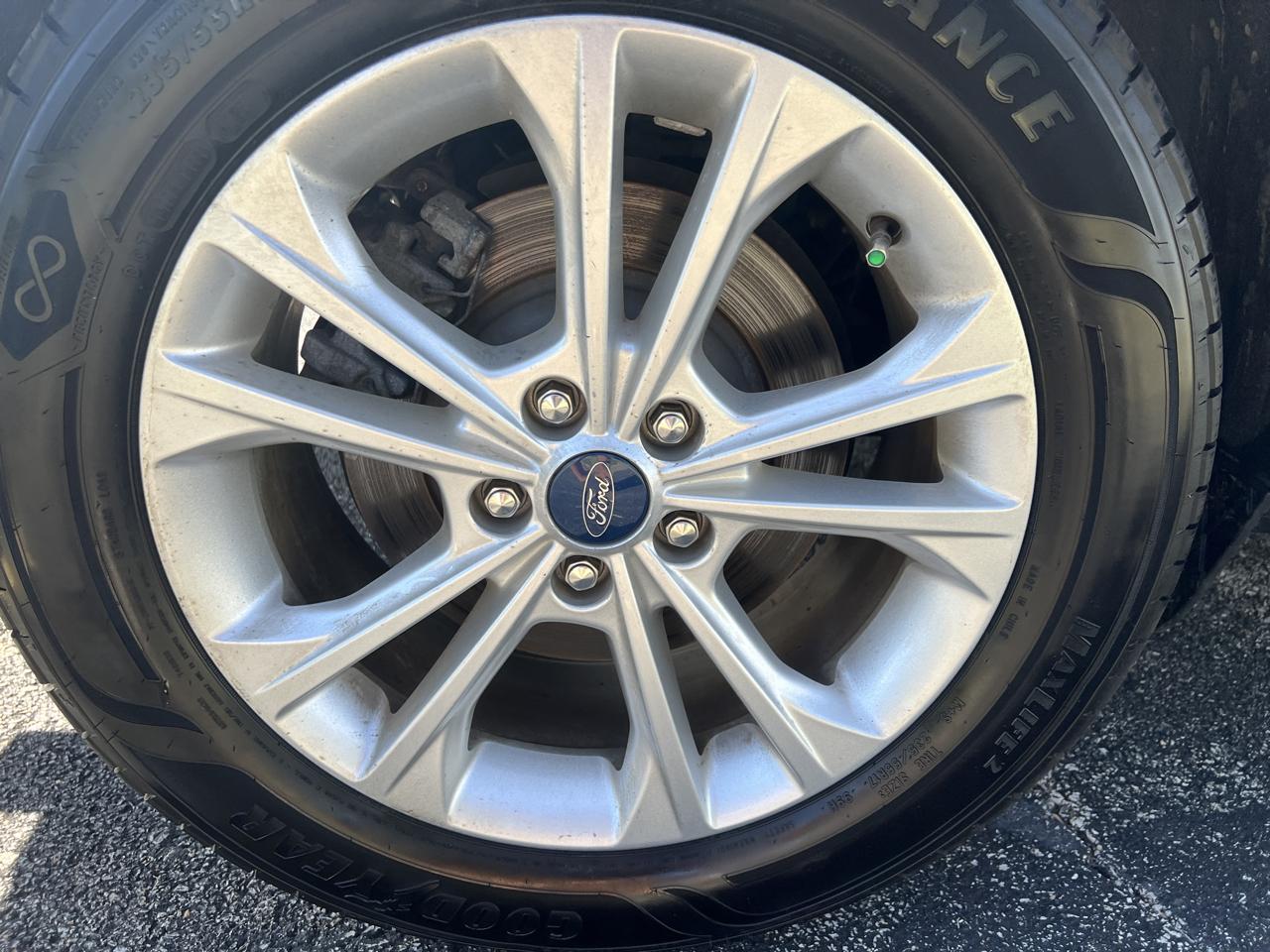 Ford Escape SEL 4WD 2019