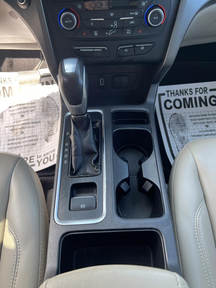 Ford Escape SEL 4WD 2019