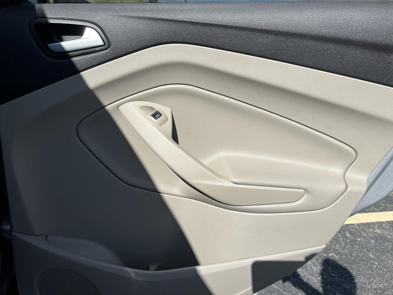 Ford Escape SEL 4WD 2019