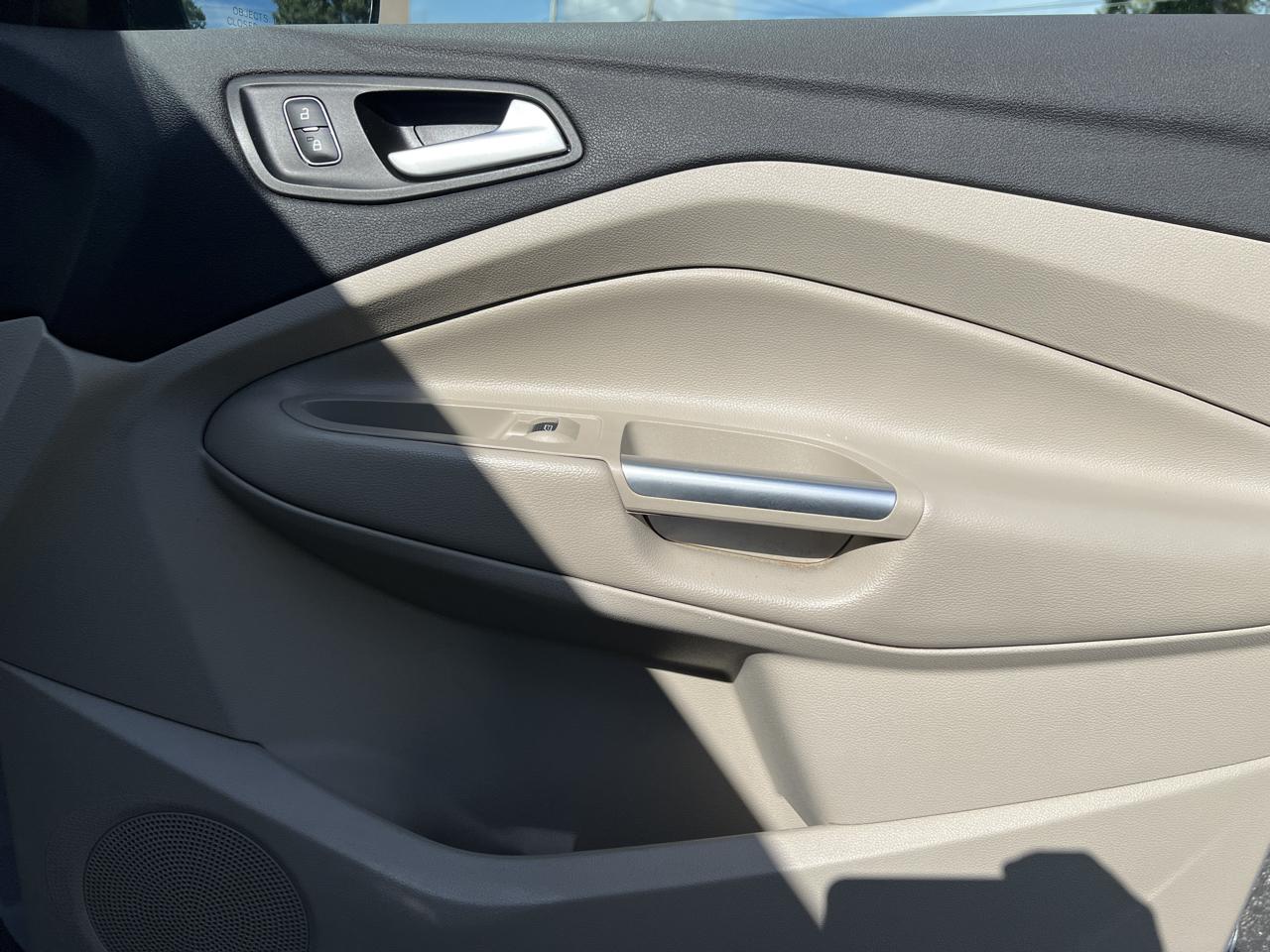 Ford Escape SEL 4WD 2019