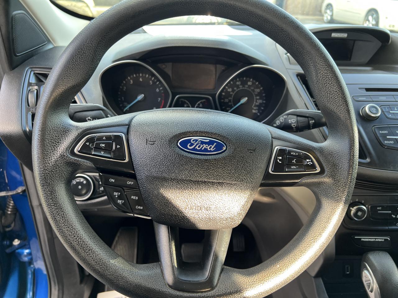 Ford Escape S FWD 2017