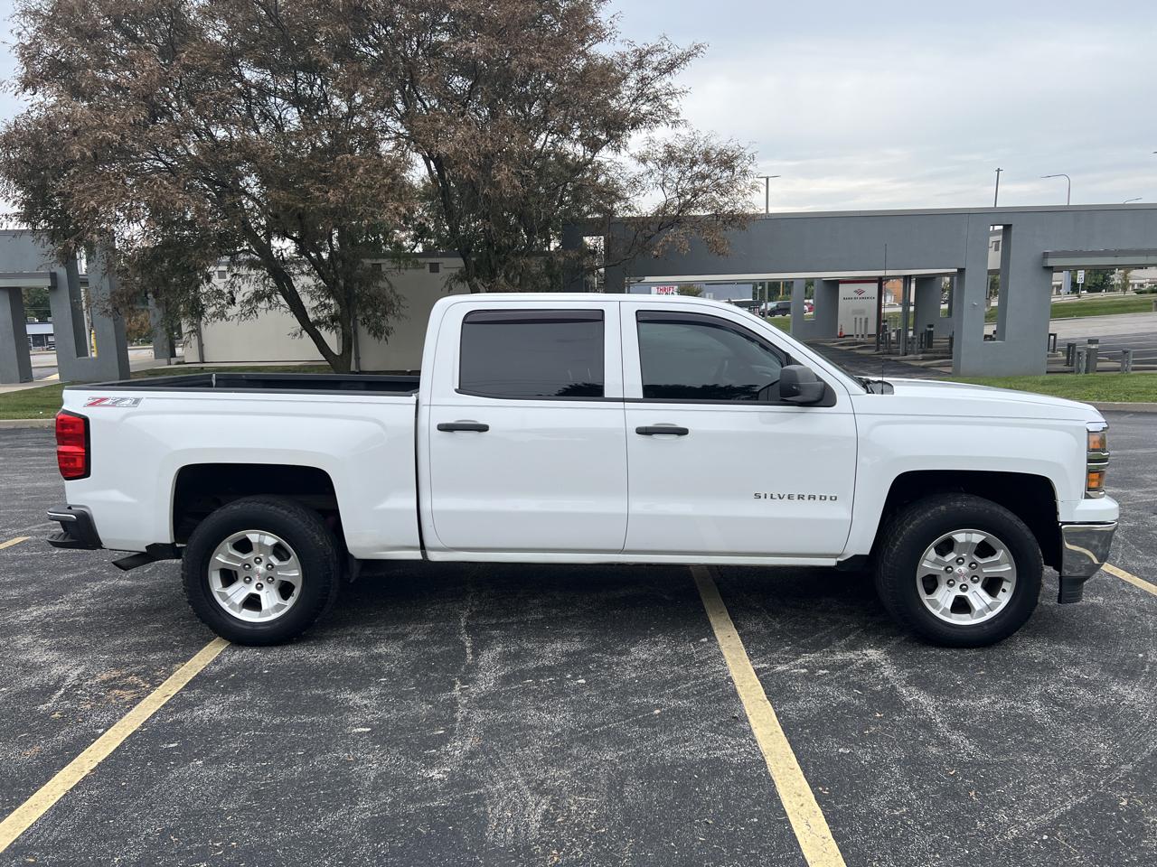 Chevrolet Silverado 1500 4WD Crew Cab 143.5" LT w/2LT 2014