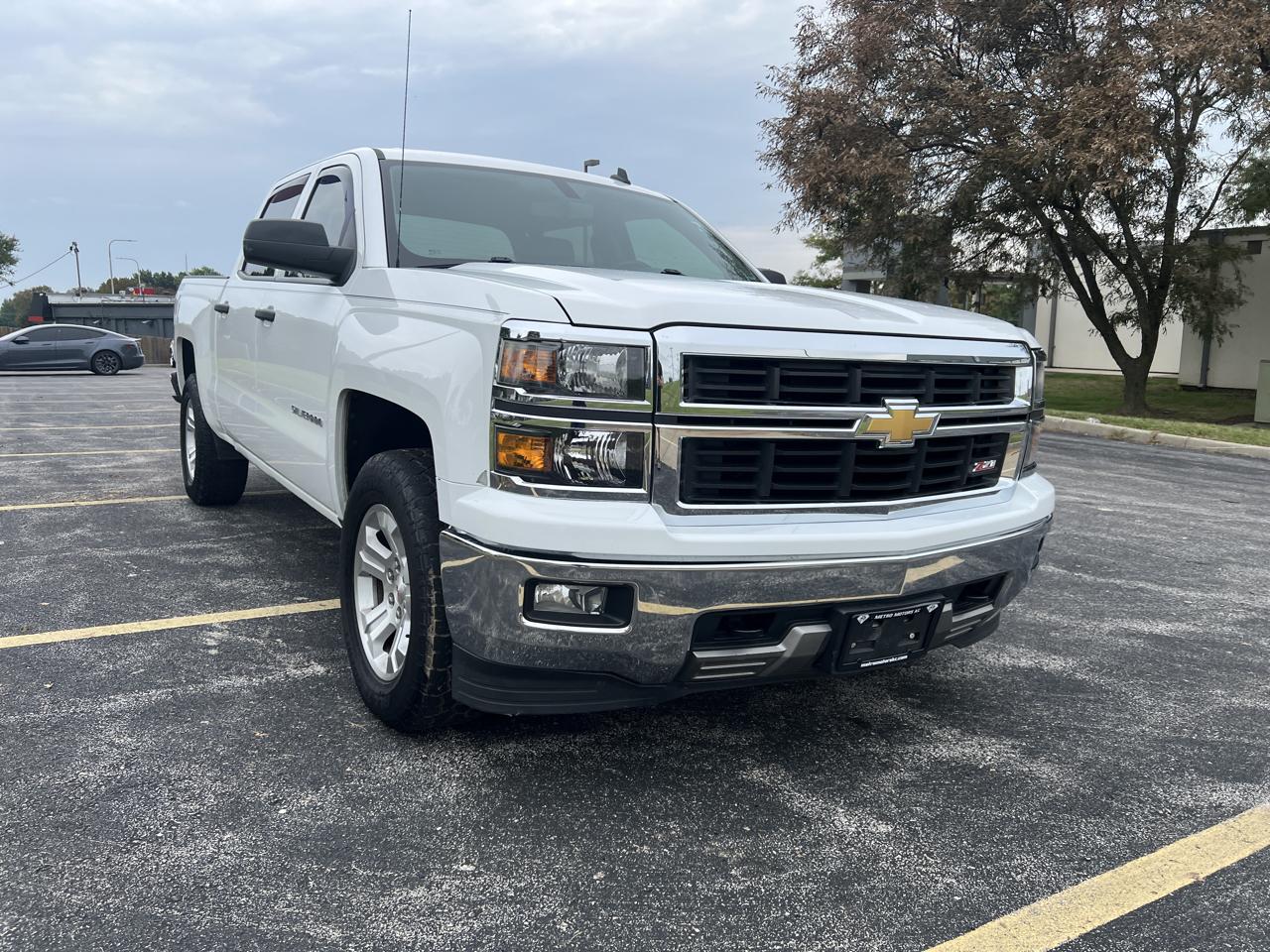 Chevrolet Silverado 1500 4WD Crew Cab 143.5" LT w/2LT 2014