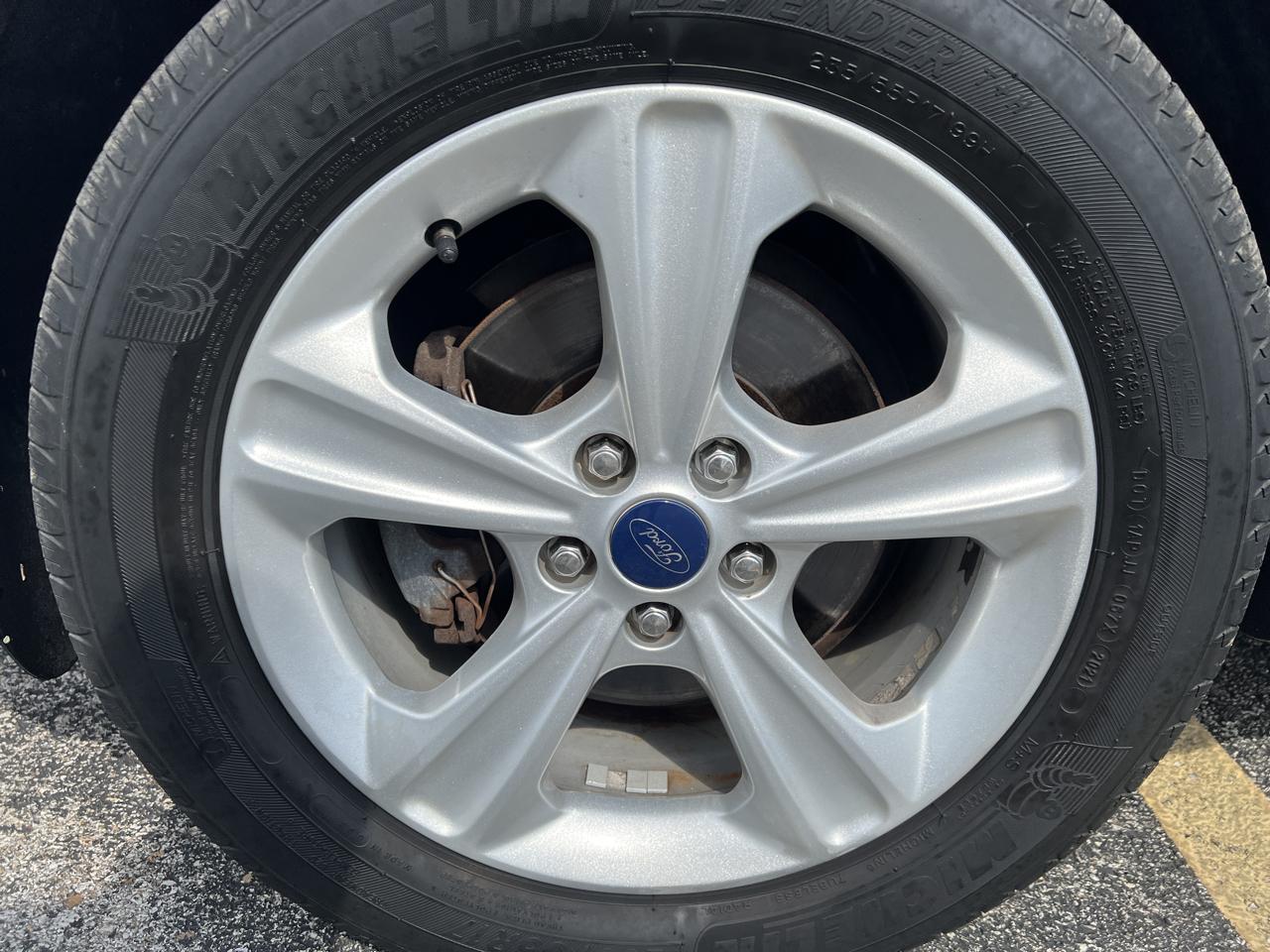 Ford Escape FWD 4dr SE 2016
