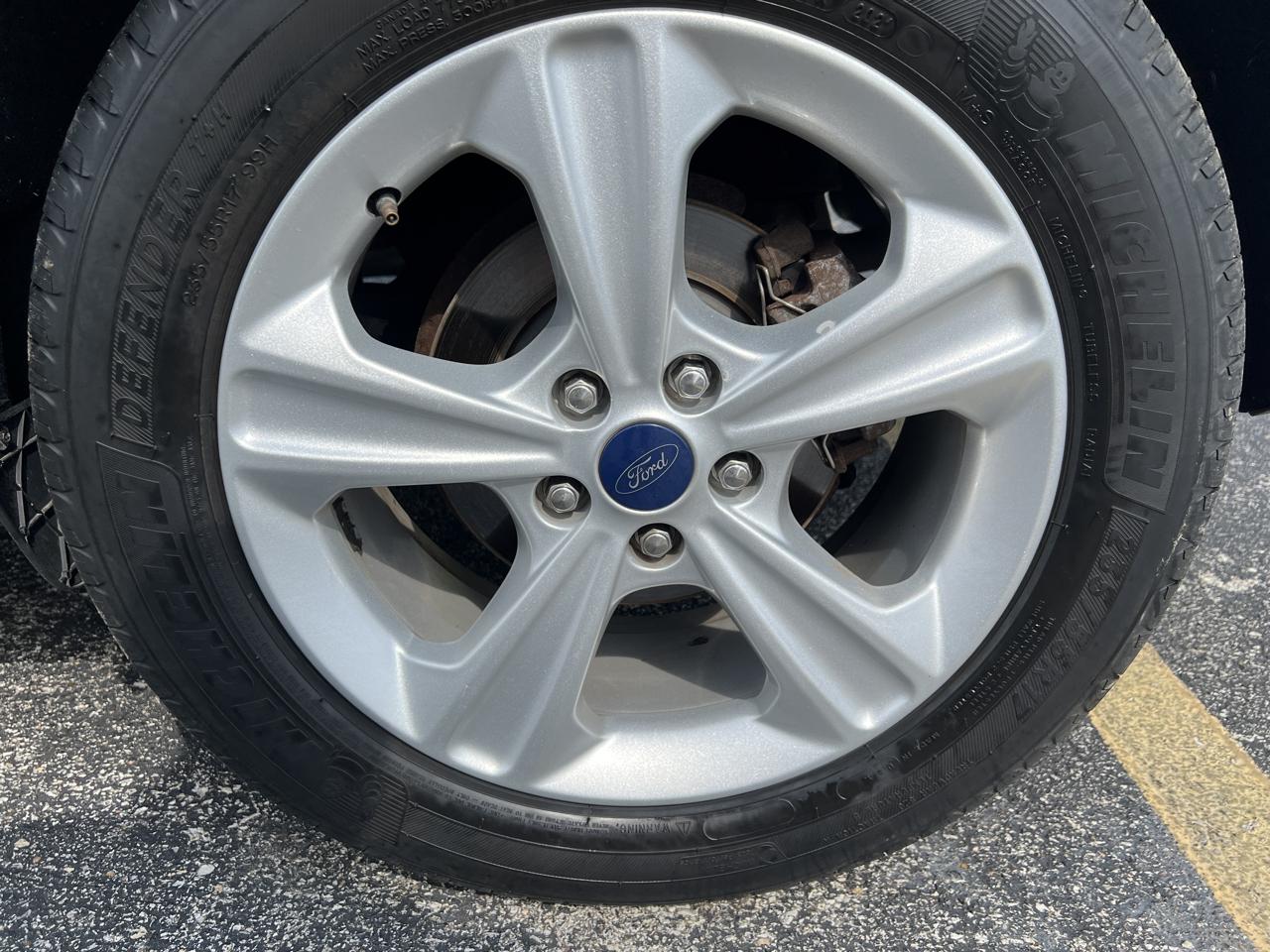 Ford Escape FWD 4dr SE 2016