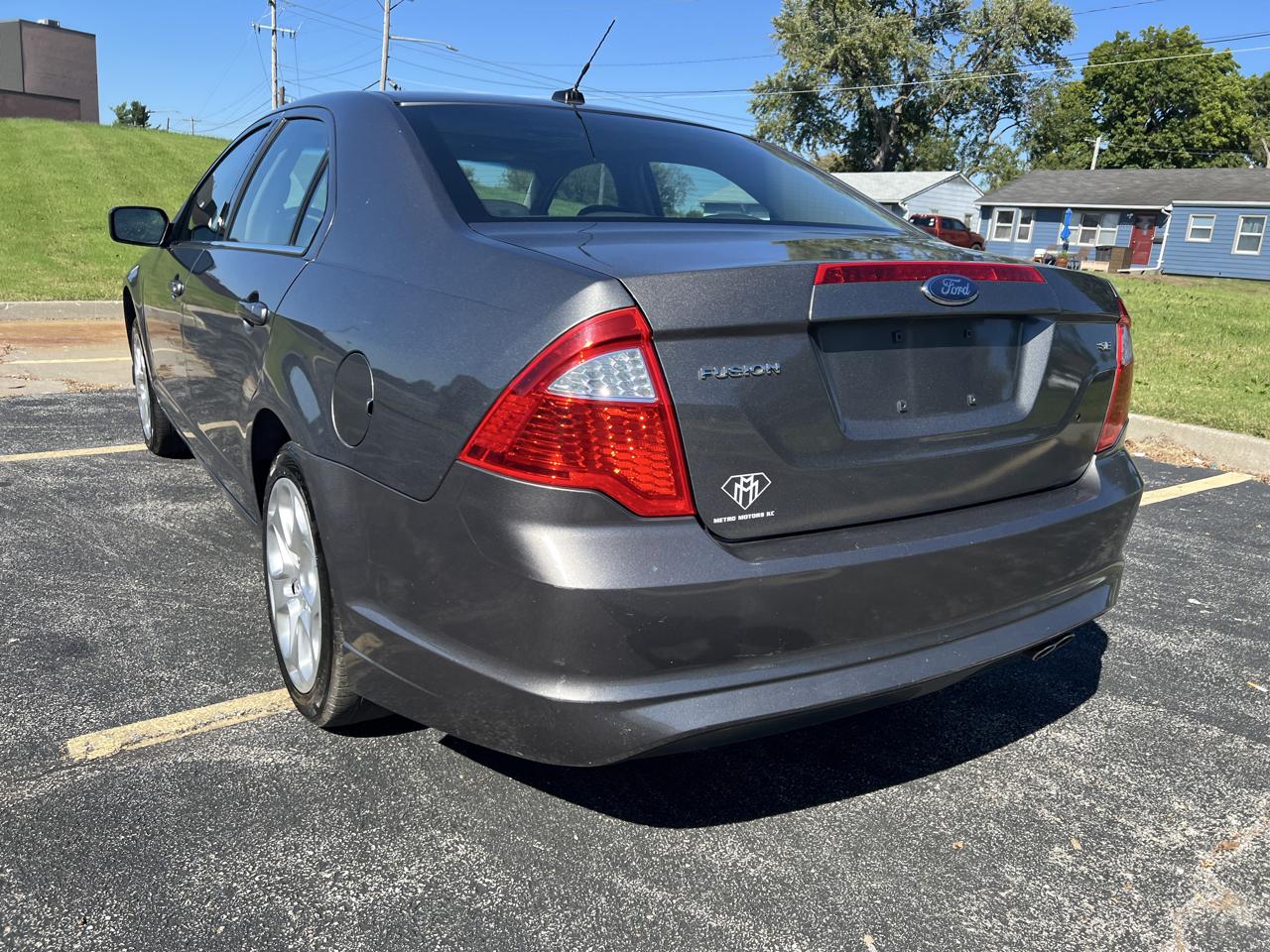 Ford Fusion 4dr Sdn SE FWD 2010