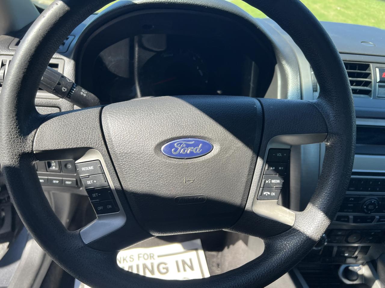 Ford Fusion 4dr Sdn SE FWD 2010